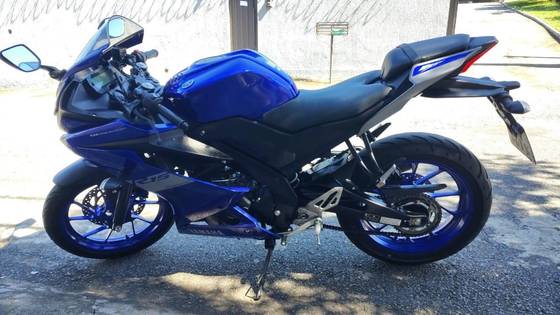 YAMAHA YZF R15 
